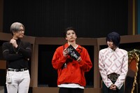 「『カリスマ de ステージ LIVE』～集まれ！カリスマ文化祭！～」より。（撮影：小境勝巳）