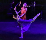 平山素子×笠井叡「『フーガの技法』を踊る」より。(c)大洞博靖