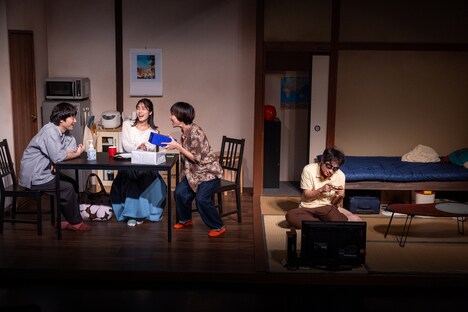 やしゃご「アリはフリスクを食べない 2024」より。（写真：坂内太）