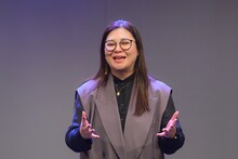 「関西演劇祭2024」開会式より、ネルケプランニングの野上祥子代表取締役社長。