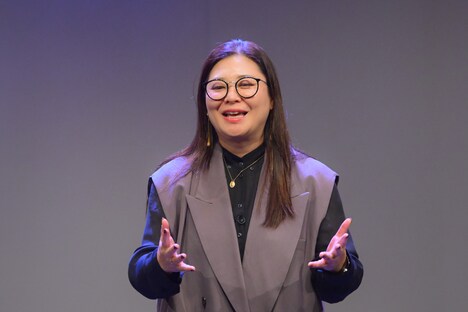 「関西演劇祭2024」開会式より、ネルケプランニングの野上祥子代表取締役社長。