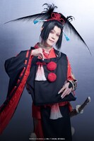 玉城裕規扮する小烏丸。