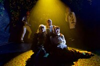 「花組ペルメル vol.1『長崎蝗駆經』～岡本綺堂『平家蟹』による～」の様子。（撮影：古元道広）