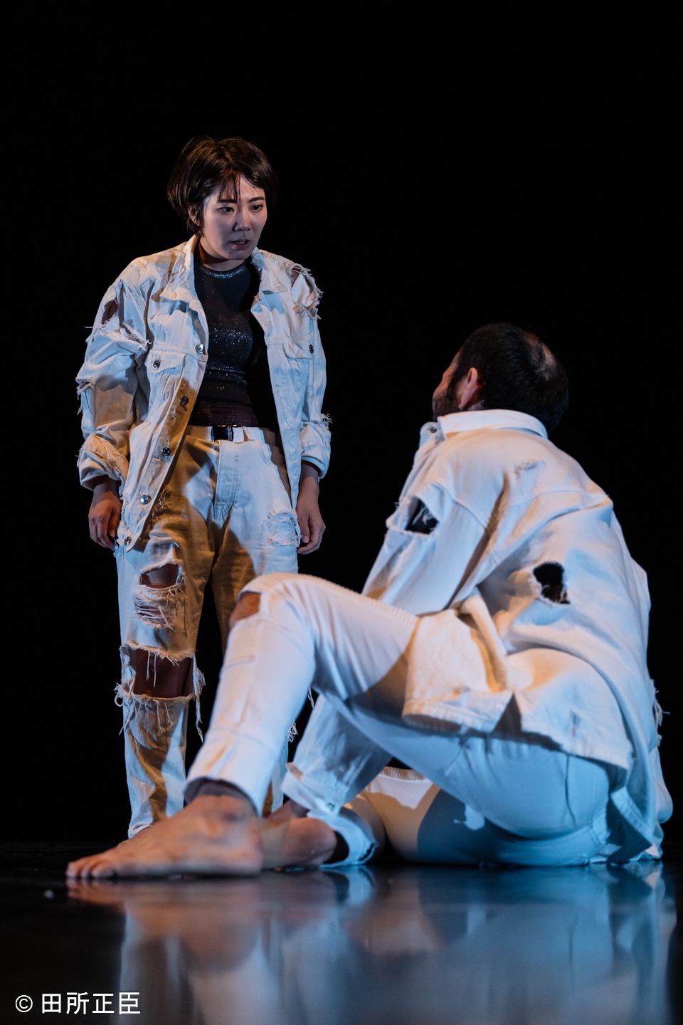 世界劇団「the replication」過去公演より。