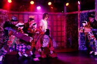 流山児★事務所 創立40周年記念公演「冥王星の使者」より。