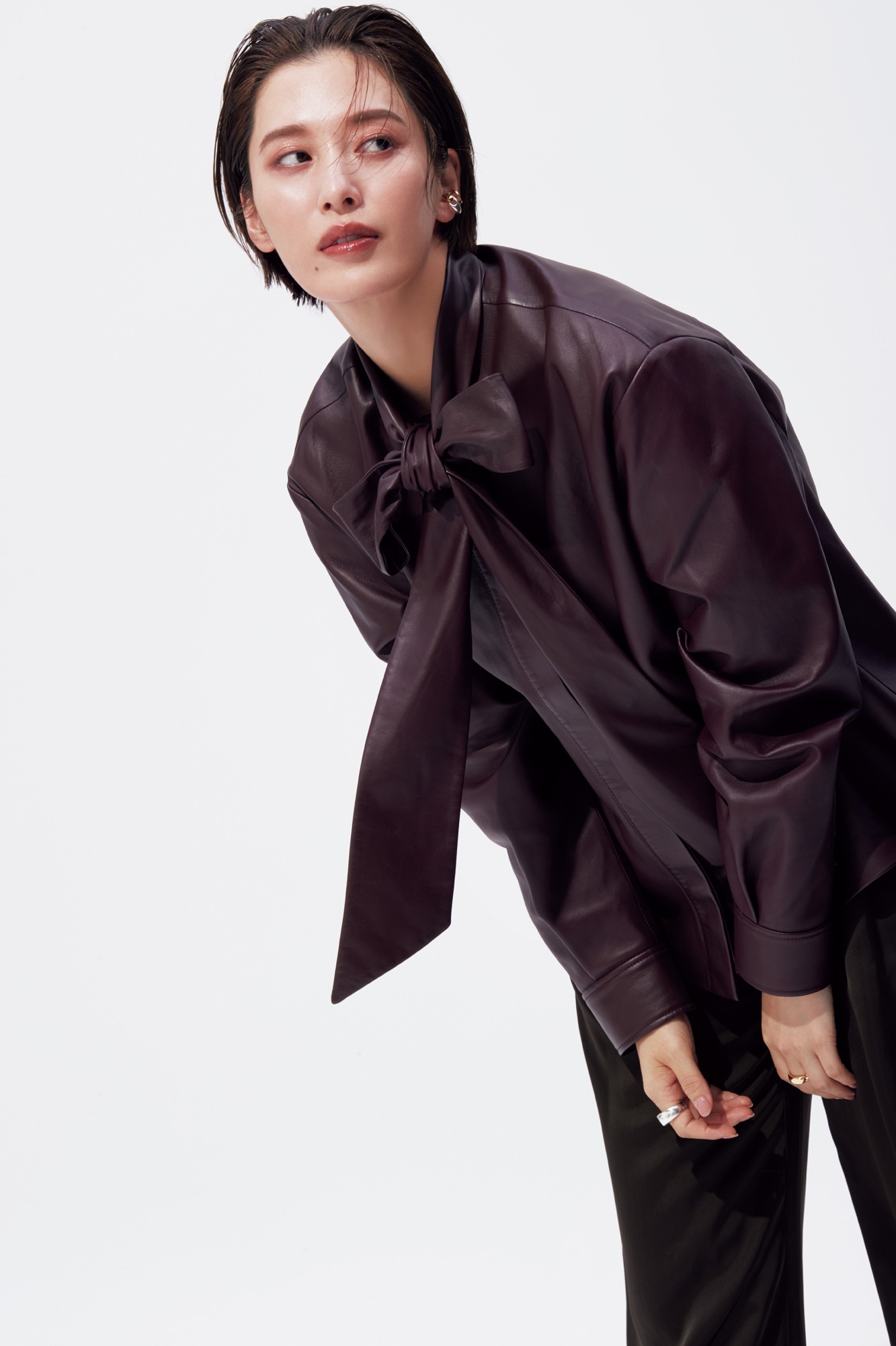 「美的」1月号（小学館）より、月城かなと。