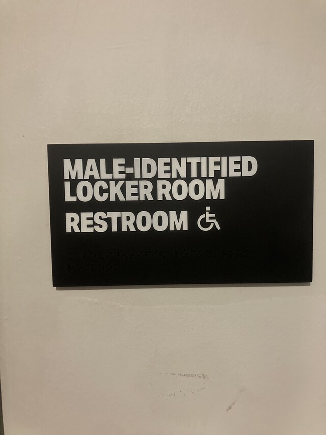 Gibneyのロッカー。