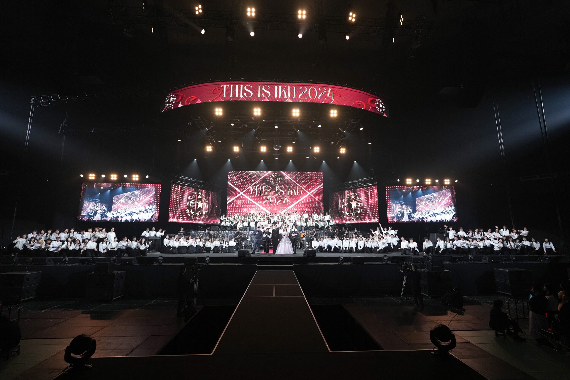 山崎育三郎の日本武道館イベント「THIS IS IKU」閉幕、“モーツァルト