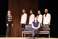 劇団扉座 第78回公演「歓喜の歌」より。