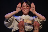 ぺぺぺの会＋いいへんじ「LifeとWork」より、「竜巻」の様子。