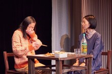 ワワフラミンゴ「たずね先」より。（撮影：佐藤拓央）