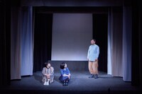 ワワフラミンゴ「たずね先」より。（撮影：佐藤拓央）