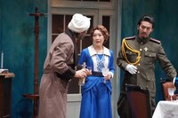 「白衛軍 The White Guard」より。