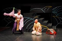 カムカムミニキーナ vol.74「鶴人（つるじん）」より。（撮影：友澤綾乃）