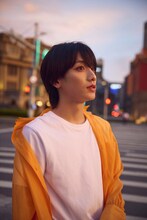 「小西詠斗2nd写真集 水鏡」（KADOKAWA）より。