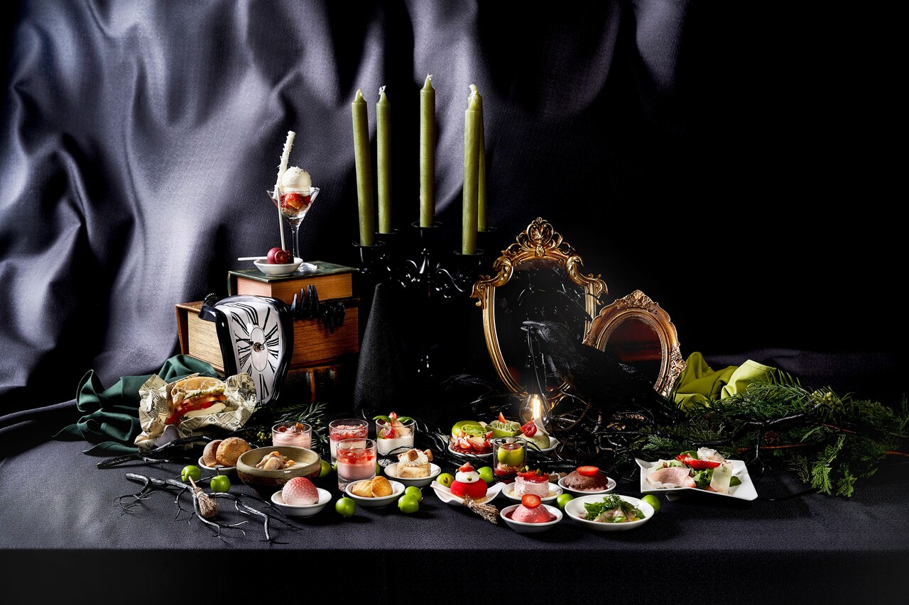 エルファバの帽子のタルトも！ザ・リッツ・カールトン大阪で「ウィキッド」ストロベリーブッフェ