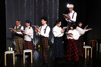 青☆組「星降る教室」より。（撮影：伊藤華織）