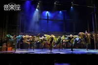 音楽座ミュージカル「ホーム」東京公演より。（撮影：二階堂健）(c)ヒューマンデザイン