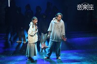 音楽座ミュージカル「ホーム」東京公演より。（撮影：二階堂健）(c)ヒューマンデザイン