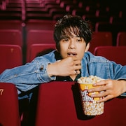森崎ウィンが映画音楽のカバーアルバム発売、「ディア・エヴァン・ハンセン」「雨に唄えば」ほか
