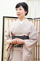 令和七年 正月公演「おちか奮闘記」取材会の様子。瀬戸摩純。