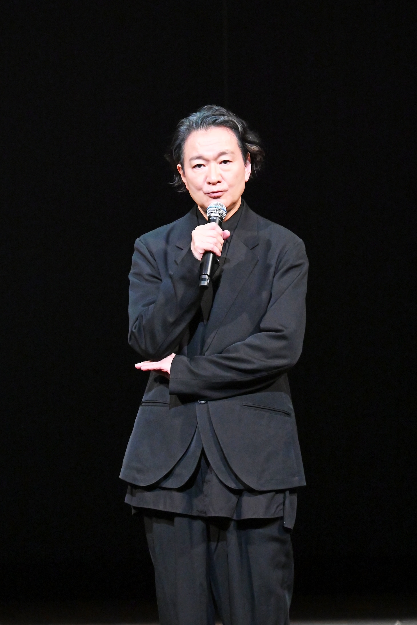 白井晃