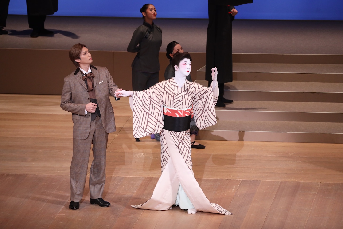 「坂東玉三郎 初春お年玉公演」より、「長崎十二景」。