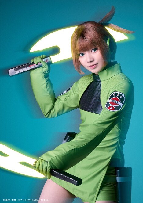 浜浦彩乃扮する小南桐絵。