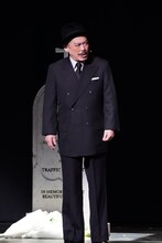 「明治座新春純烈公演」より、第1部「俺たちはダディじゃねえ！」の様子。（撮影：田中亜紀）