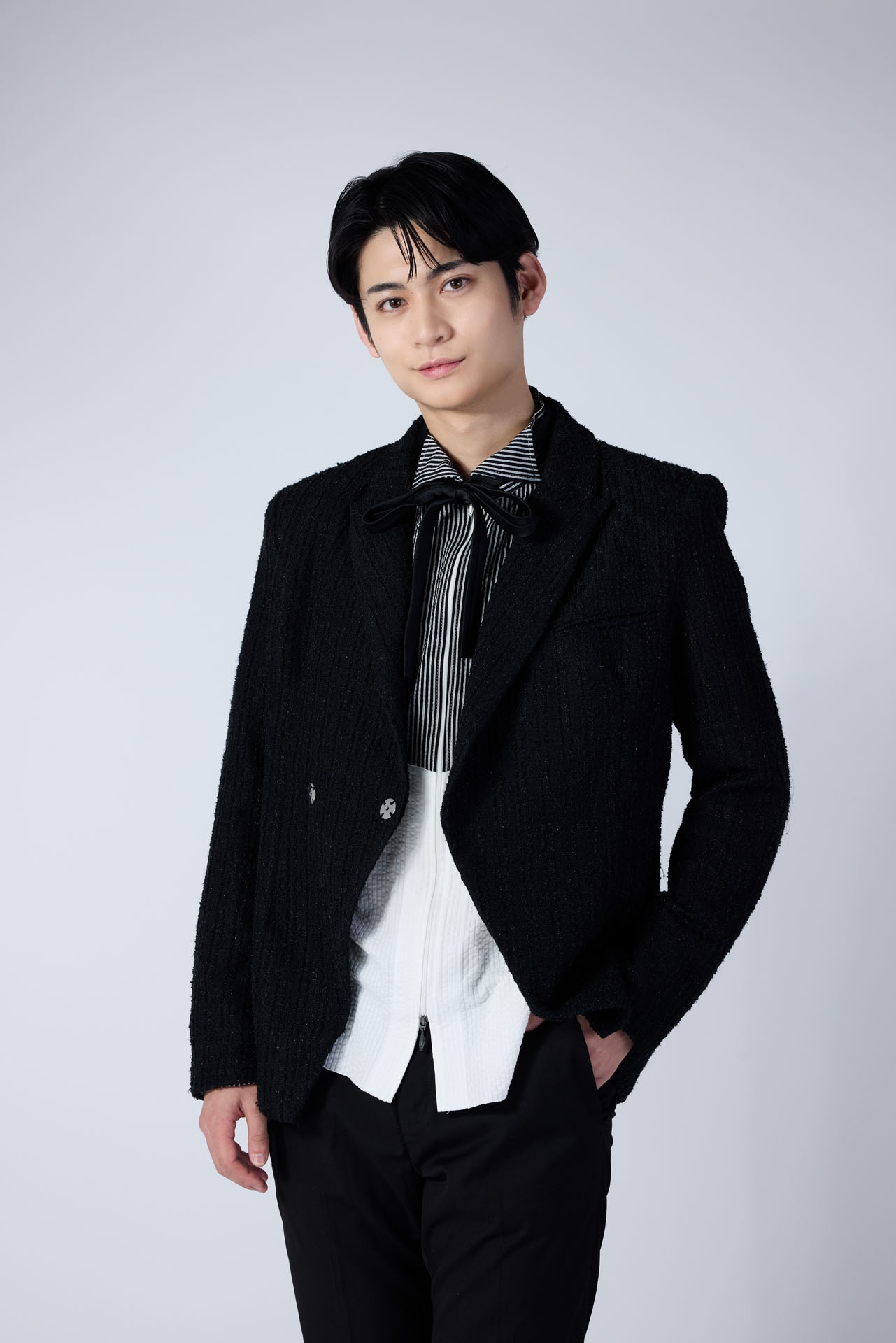 藤岡勇成のキャストビジュアル。