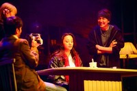 劇団プープージュース 第30回記念公演「革命の家」より。