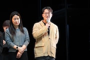 音楽を手がけたチェ・ジョンユン(右)。