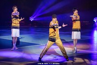 「ミュージカル『テニスの王子様』4thシーズン 青学（せいがく）vs比嘉」より。