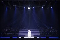 「柚希礼音リサイタル～REON et Chansons（レオン・エ・シャンソン）～」より。