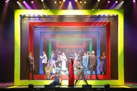 ミュージカル「七色いんこ」より。©Tezuka Productions／ミュージカル「七色いんこ」製作委員会