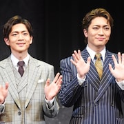 松下洸平&松下優也が“バチバチ”の火花散らす!ミュージカル「ケイン&アベル」世界初演が開幕