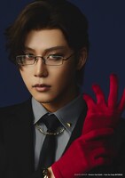 YUKI扮する入間銃兎。