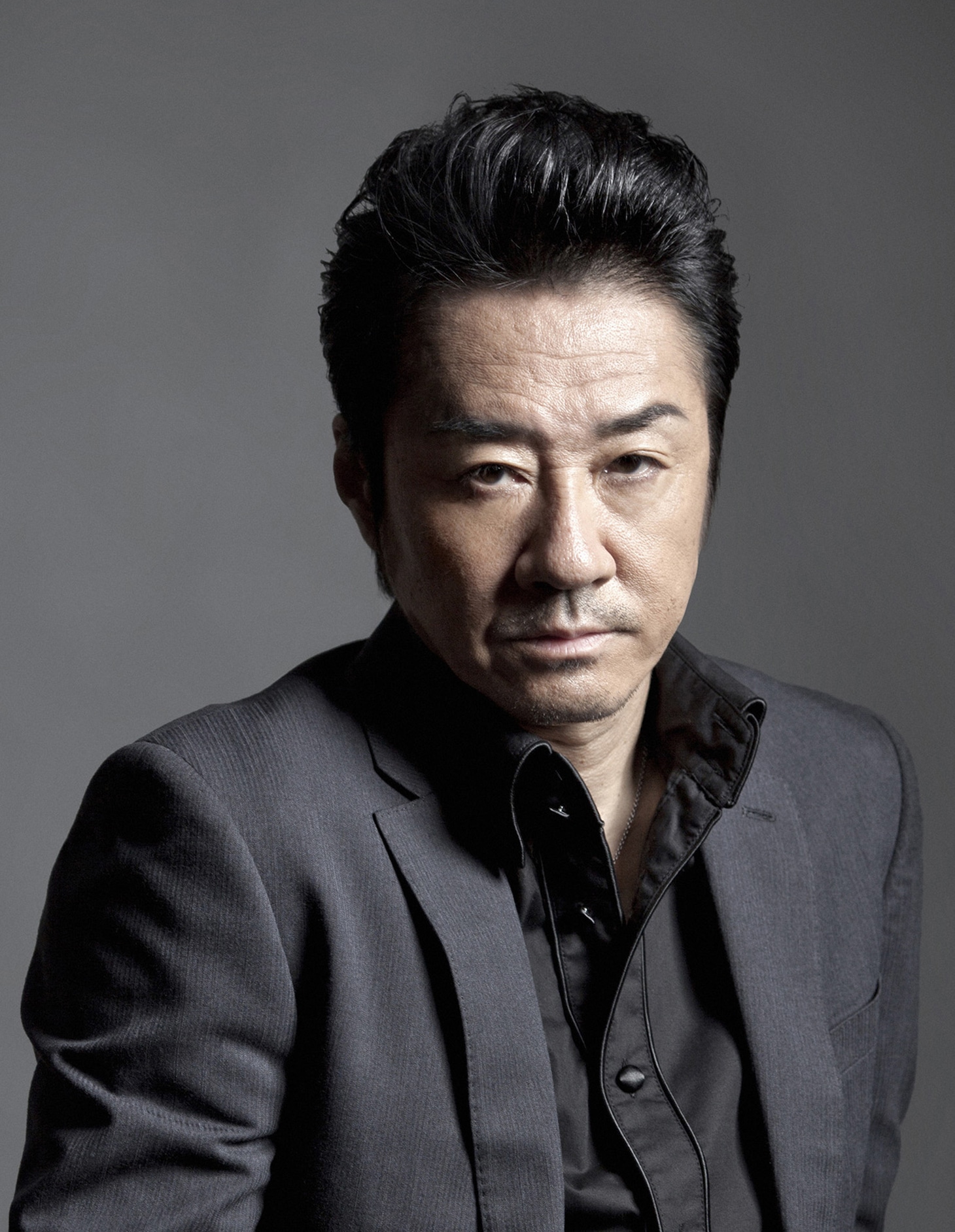 大友康平