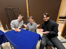 左からウエンツ瑛士、大竹しのぶ、甲斐翔真。（写真提供：NHK）