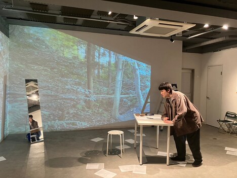 ほろびて「『森、きょう、兎小屋 -in the forest, today, rabbit hutch-』―ほろびて／いきつくのニューウィーク day1―」より。