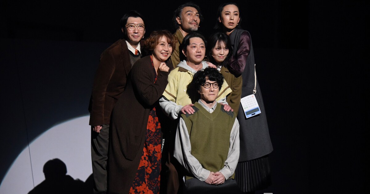 小林賢太郎×鈴木拡樹らキャストが育て上げたコメディ「学芸員 鎌目志万 