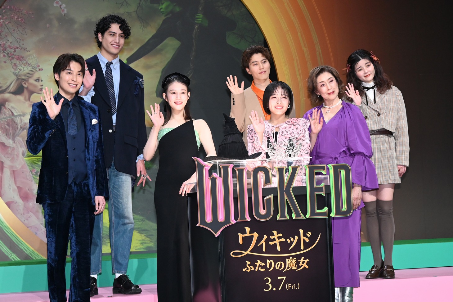 映画「ウィキッド ふたりの魔女」日本語吹替版キャストの会見より。