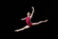 「精確さによる目眩くスリル」より。（Photo by Mitsunori Shitara）