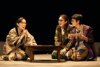 劇団印象-indian elephant- 第32回公演「女性映画監督第一号」より。（撮影：菅原康太）