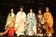 北翔海莉ら出演、詩楽劇「めいぼくげんじ物語 夢浮橋」幕開け