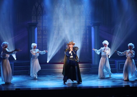 OSK日本歌劇団 ミュージカル「三銃士」より。