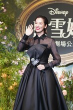 映画「白雪姫」劇中歌＆プレミアム吹替キャストお披露目イベントより、月城かなと。