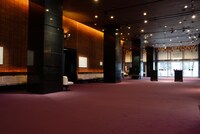 ブラックスェードを使用した柱。