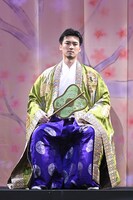 「藤間勘十郎文芸シリーズ 其の五『其噂妖狐譚』-そのうわさだっきものがたり-」より。（撮影：桂秀也）(c)其噂妖狐譚
