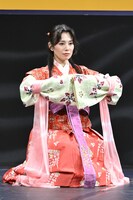 「藤間勘十郎文芸シリーズ 其の五『其噂妖狐譚』-そのうわさだっきものがたり-」より。（撮影：桂秀也）(c)其噂妖狐譚